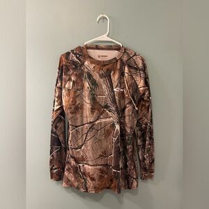 NWOT … HUNTER’S SPECIALTIES “Size: L” Scent-A-Way Camouflage Shirt